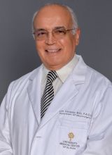 Luis Vasquez, MD